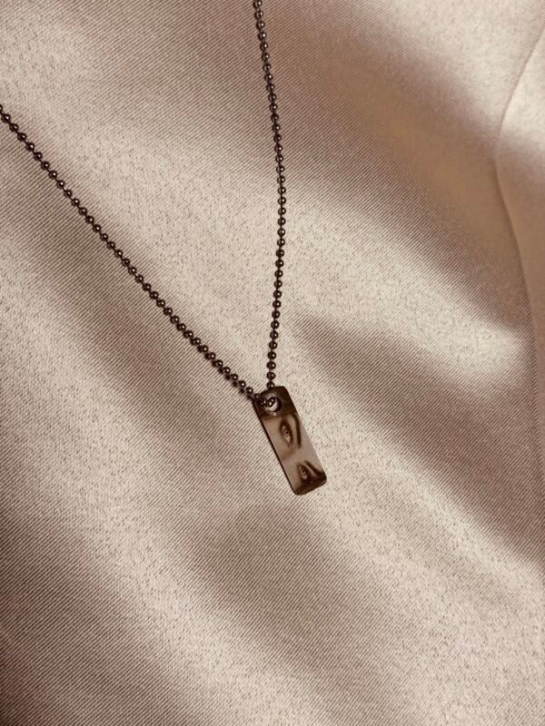 Personalized Photo Necklace – Custom Picture Pendant Jewelry